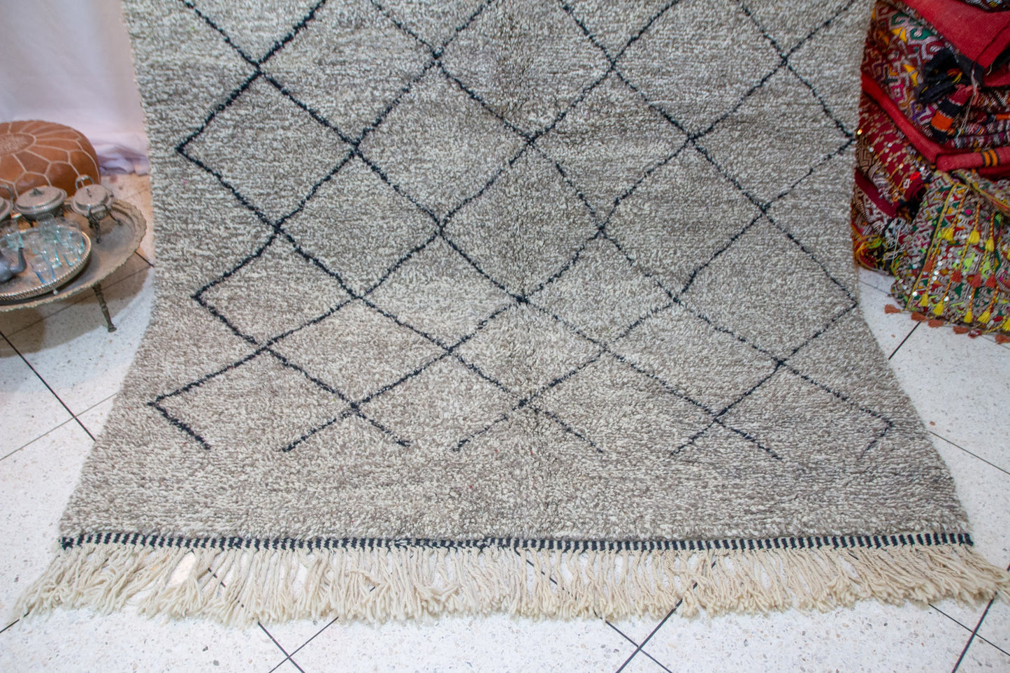 Beni Ourain Runner — Ash Grey with Ink Diamond Lattice