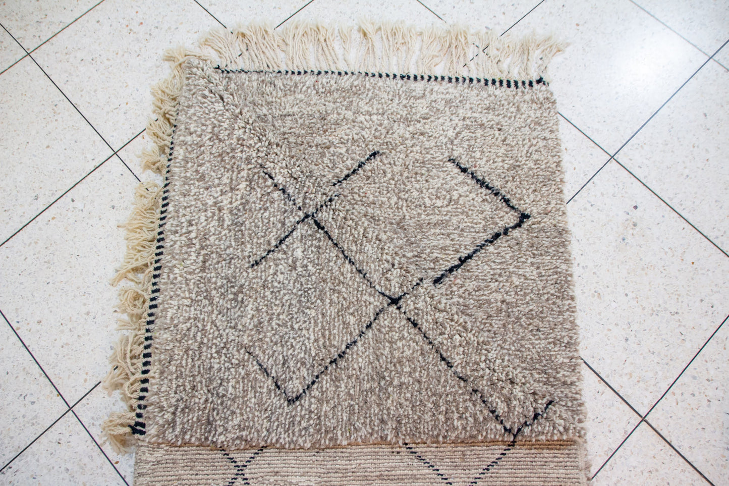 Beni Ourain Runner — Ash Grey with Ink Diamond Lattice