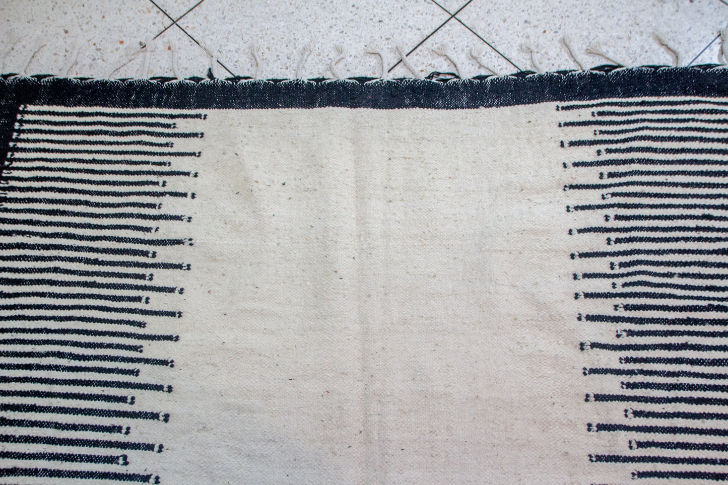 Zanafi Boujaad Flatweave — Indigo Ladder Border on Ivory