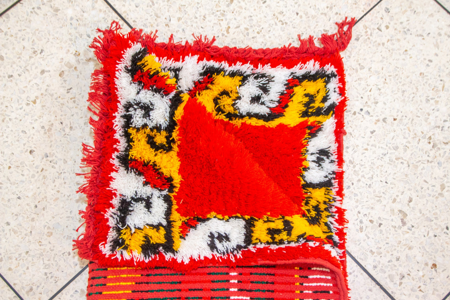 Kubba Aït Zayane Rug — Ceremonial Red & Saffron