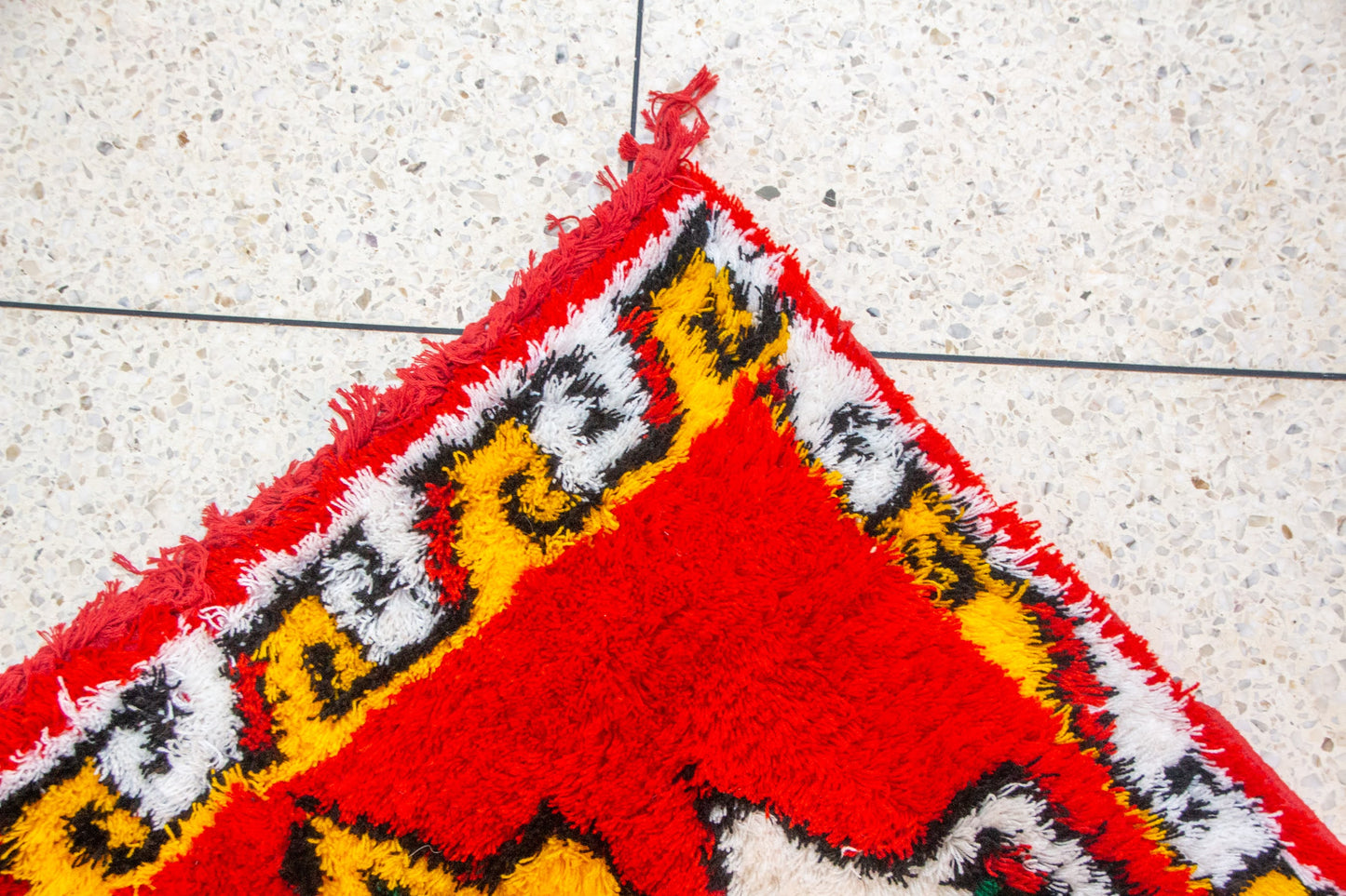Kubba Aït Zayane Rug — Ceremonial Red & Saffron