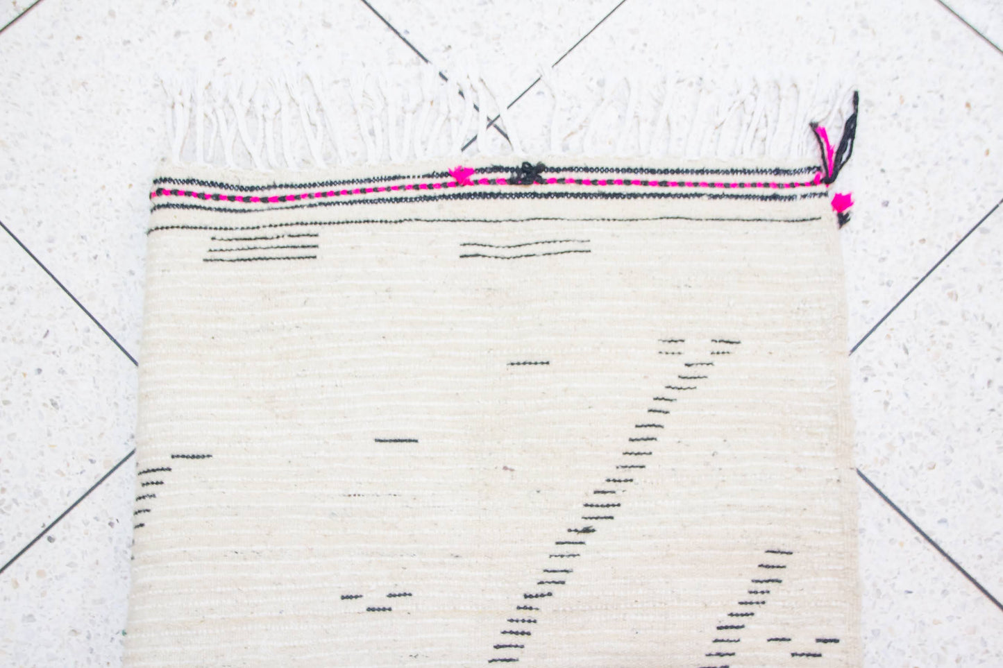 Beni Ourain Ivory Field — Charcoal Linear Motif