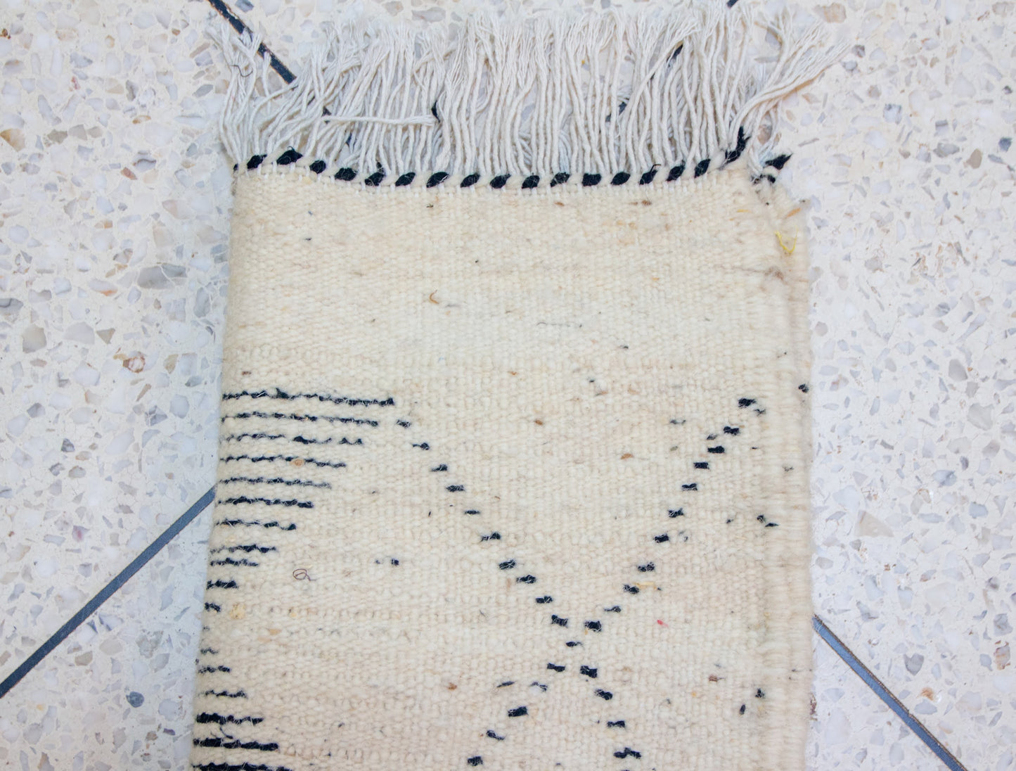 Beni Ourain Runner — Ivory Field with Charcoal Spine