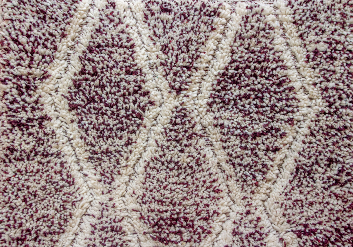 Marmoucha Diamond Cascade — Crimson Ground with Ivory Lattice