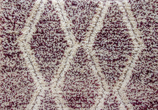 Marmoucha Diamond Cascade — Crimson Ground with Ivory Lattice