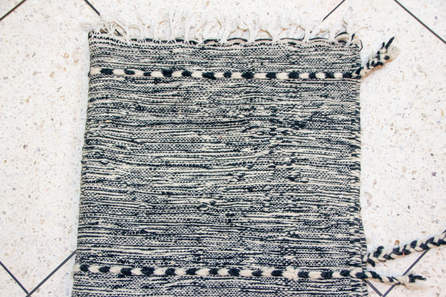 Zanafi Boujaad Runner — Star Motifs in Braided Relief
