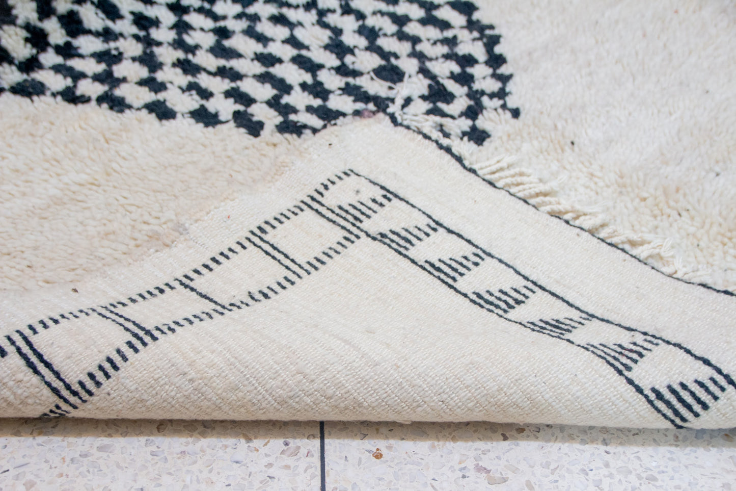 Beni Ourain Checker Pyramid — Ivory Wool with Geometric Border