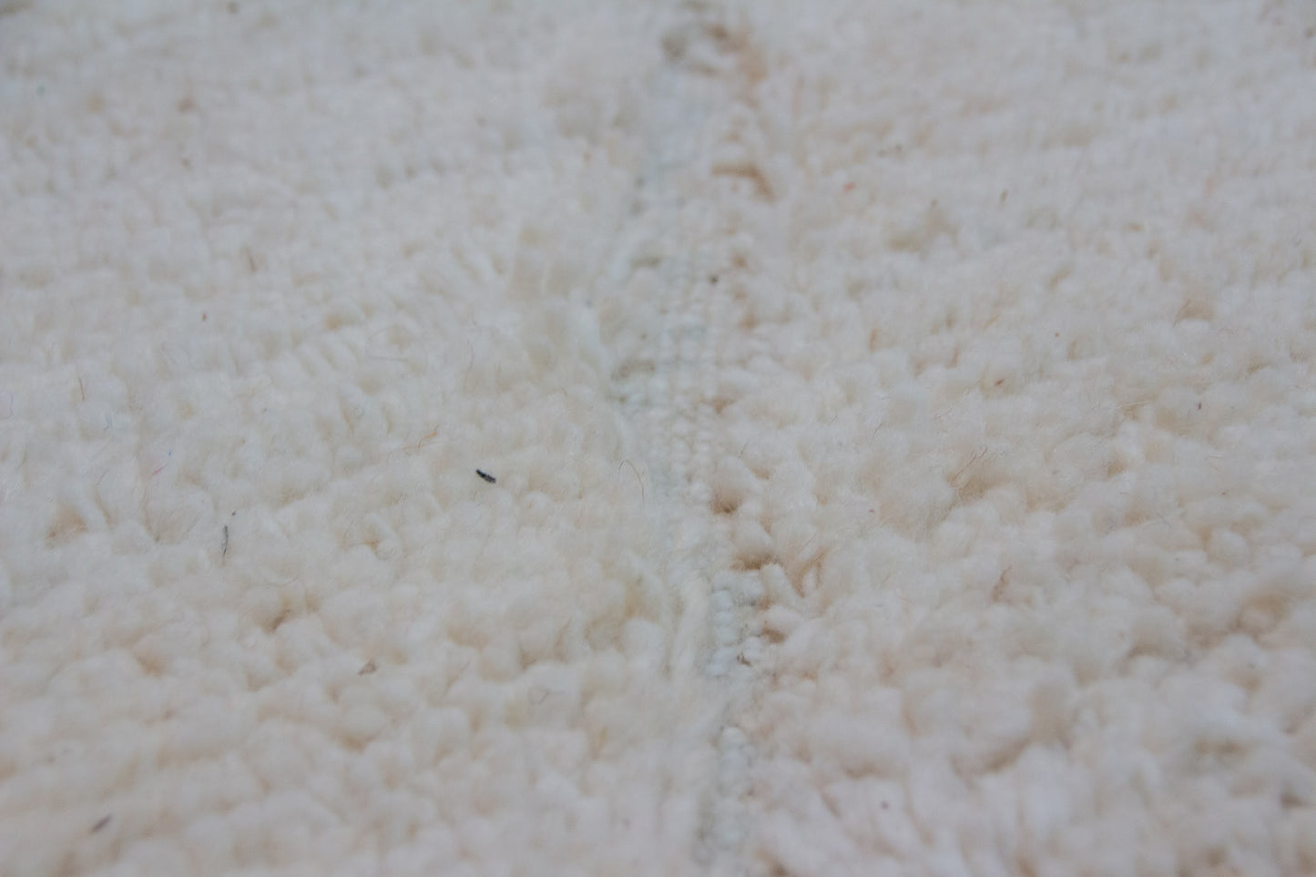 Beni Ourain Rug — Ivory “Ghost-Line” Geometry