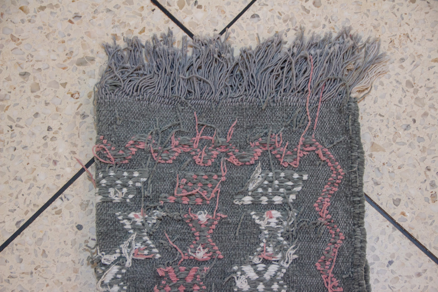 Silent Glyphs – Boujaad Runner