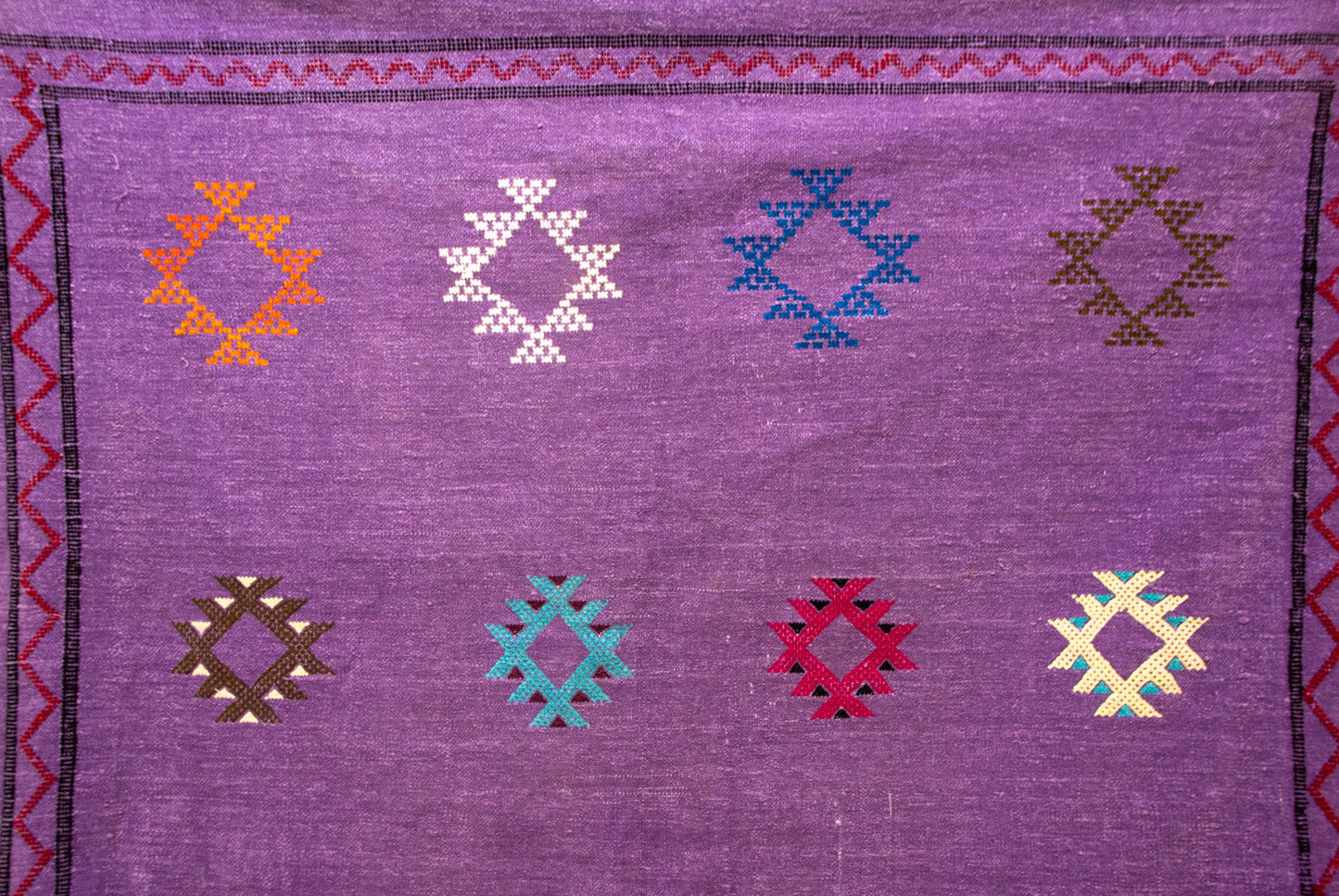 Boujaad – Amethyst Field with Ancestral Glyphs