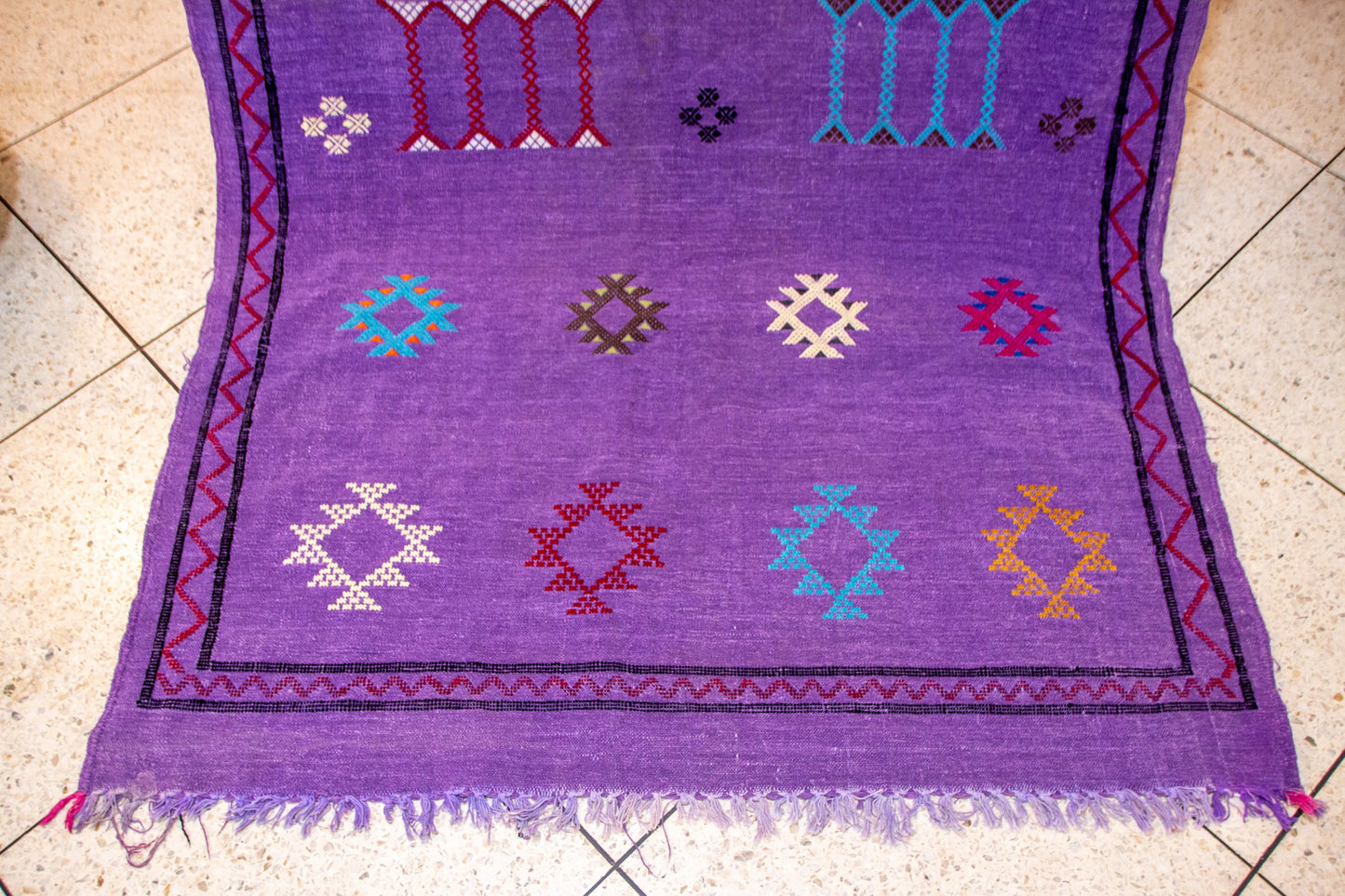 Boujaad – Amethyst Field with Ancestral Glyphs