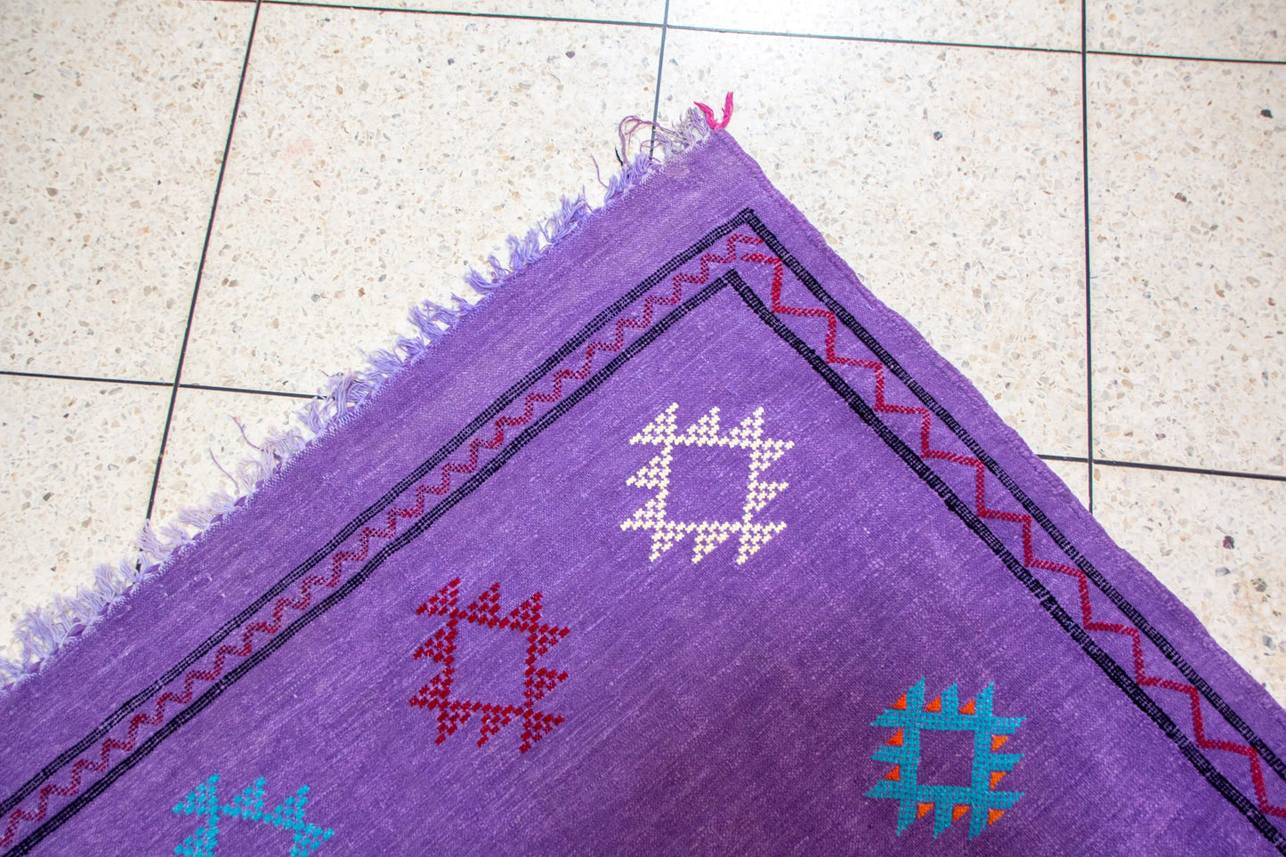 Boujaad – Amethyst Field with Ancestral Glyphs