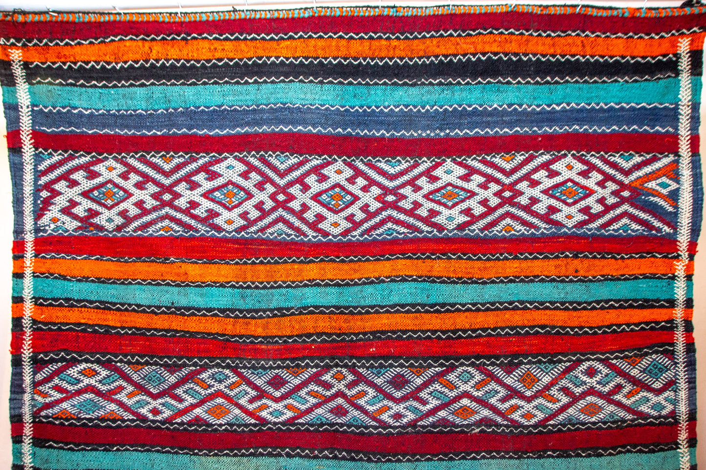 Beni Mguild Henbel Kilim — Crossed Lozenge Bands