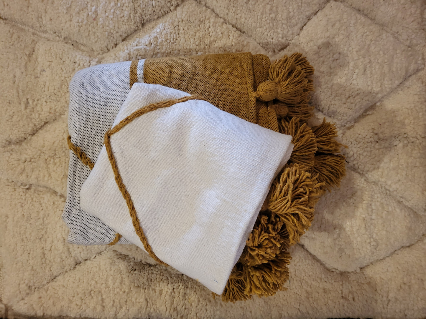 Safi Loom Set — Saffron Lattice on Ivory