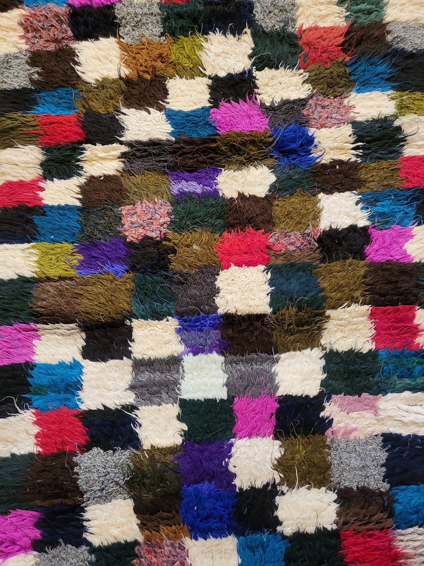 Boucherouite Chromatic Grid — Atlas Runner