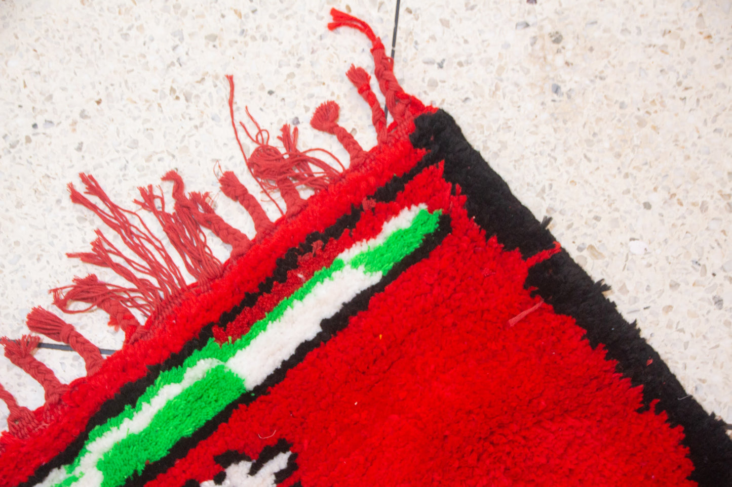 Aït Zayane (Kubba) Sun-Spine Runner — Red Field with Talismanic Crowns