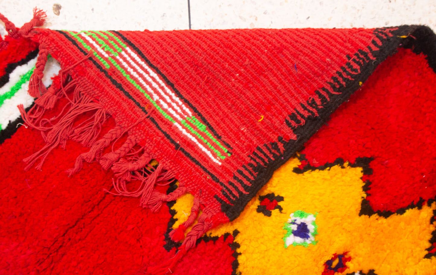 Aït Zayane (Kubba) Sun-Spine Runner — Red Field with Talismanic Crowns