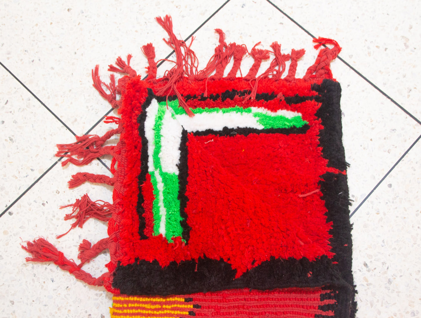 Aït Zayane (Kubba) Sun-Spine Runner — Red Field with Talismanic Crowns