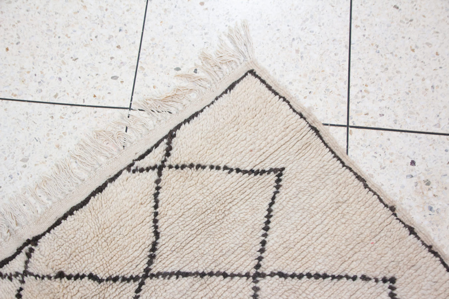 Beni Ourain Fine Grid Lattice — Ivory Wool