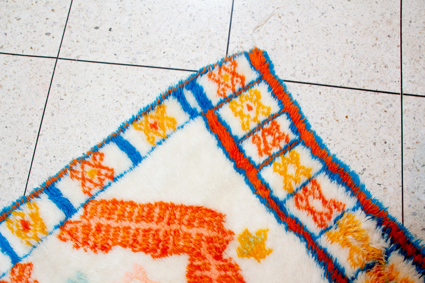 Aït Zayane Kubba — Ivory Wool with Lion & Zigzag Medallion