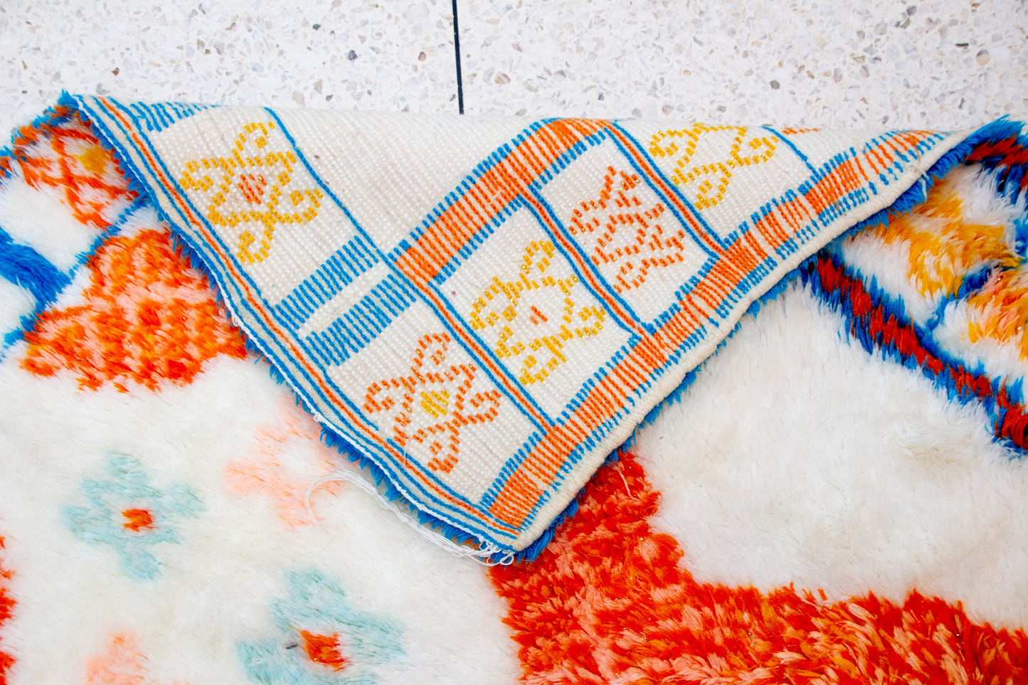 Aït Zayane Kubba — Ivory Wool with Lion & Zigzag Medallion