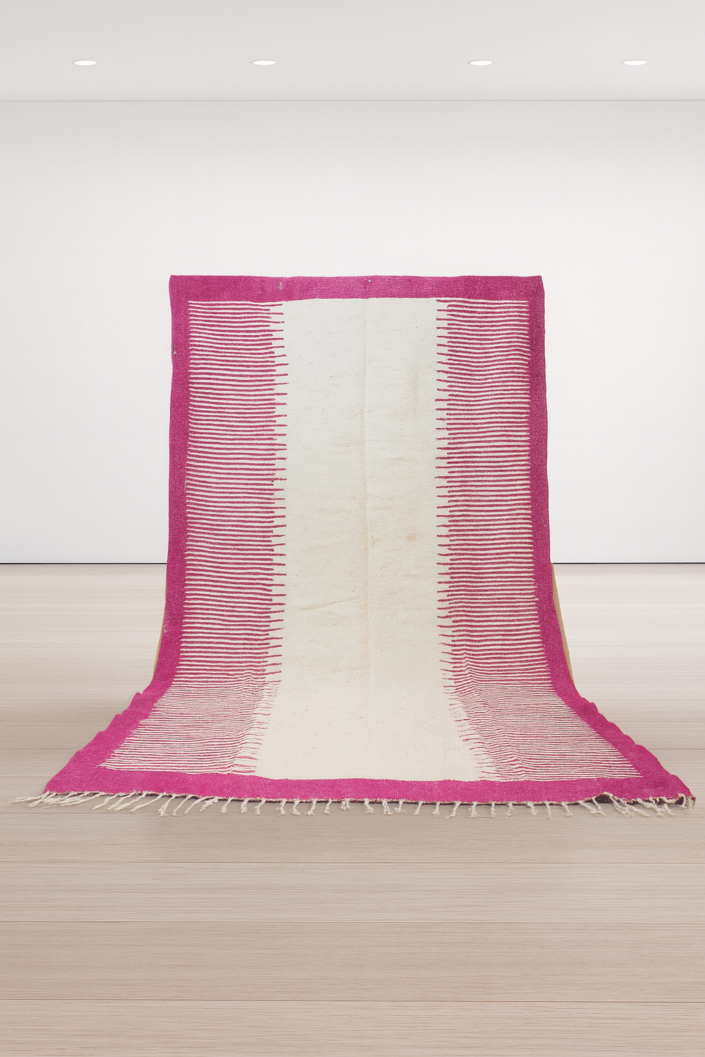 Zanafi–Boujaad Flatweave — Ivory Field with Fuchsia Ladder Borders