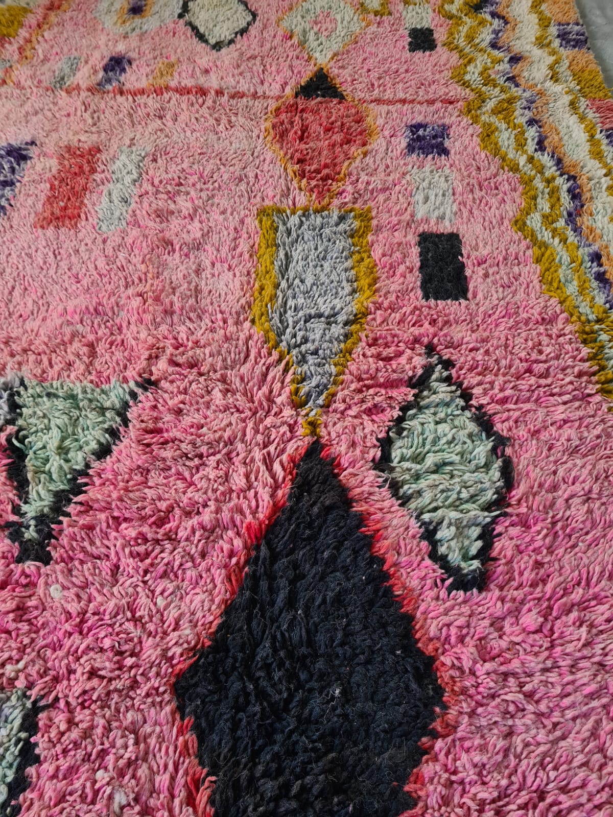 Womb in Bloom – Azilal Rug Honoring the Feminine Rite