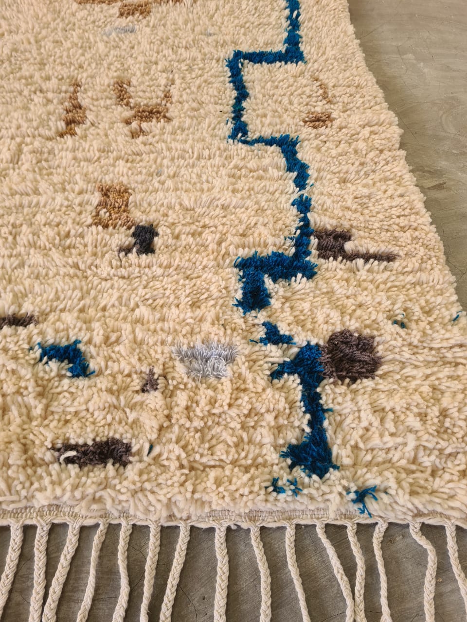 Blue Aura – Azilal Rug of Fertility and Protection