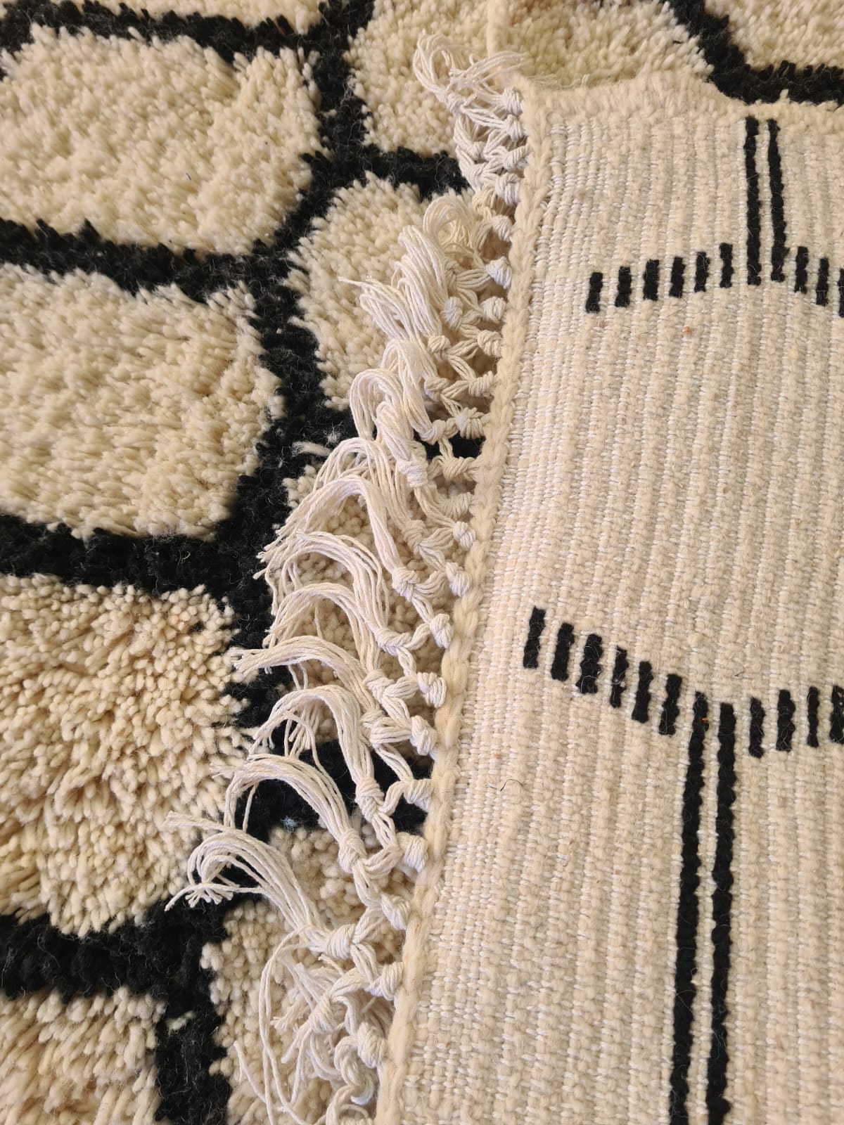 Honeycomb Pathways – Beni Ourain Rug with Cellular Geometry