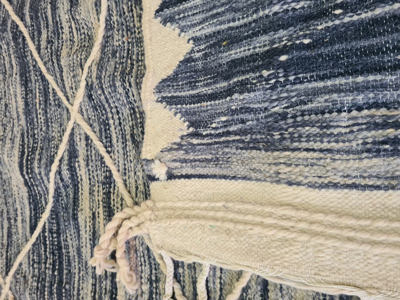 Tide Lines – Zanafi Flatweave in Indigo Wool Geometry