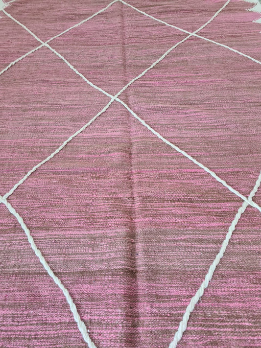 Crimson Geometry – Zanafi Flatweave from the Southern Tribes