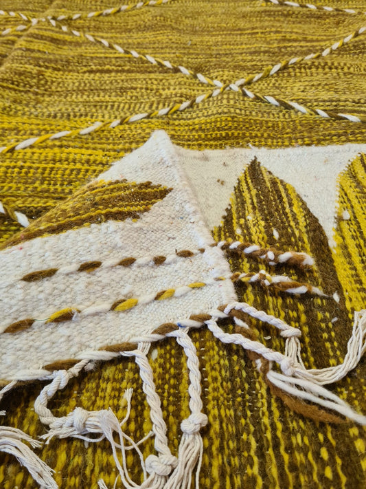 Desert Light – Zanāfi Kilim in Saffron Wool
