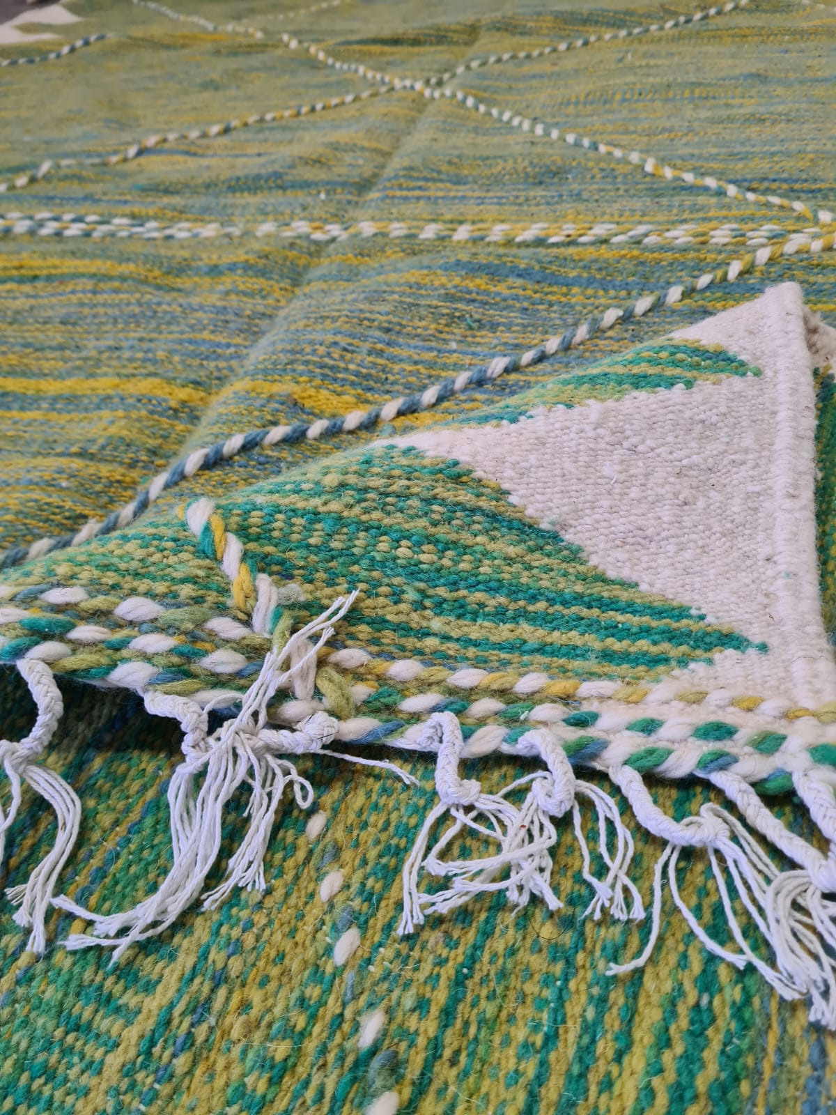 Emerald Horizon – Zanafi Flatweave in Verdant Geometry