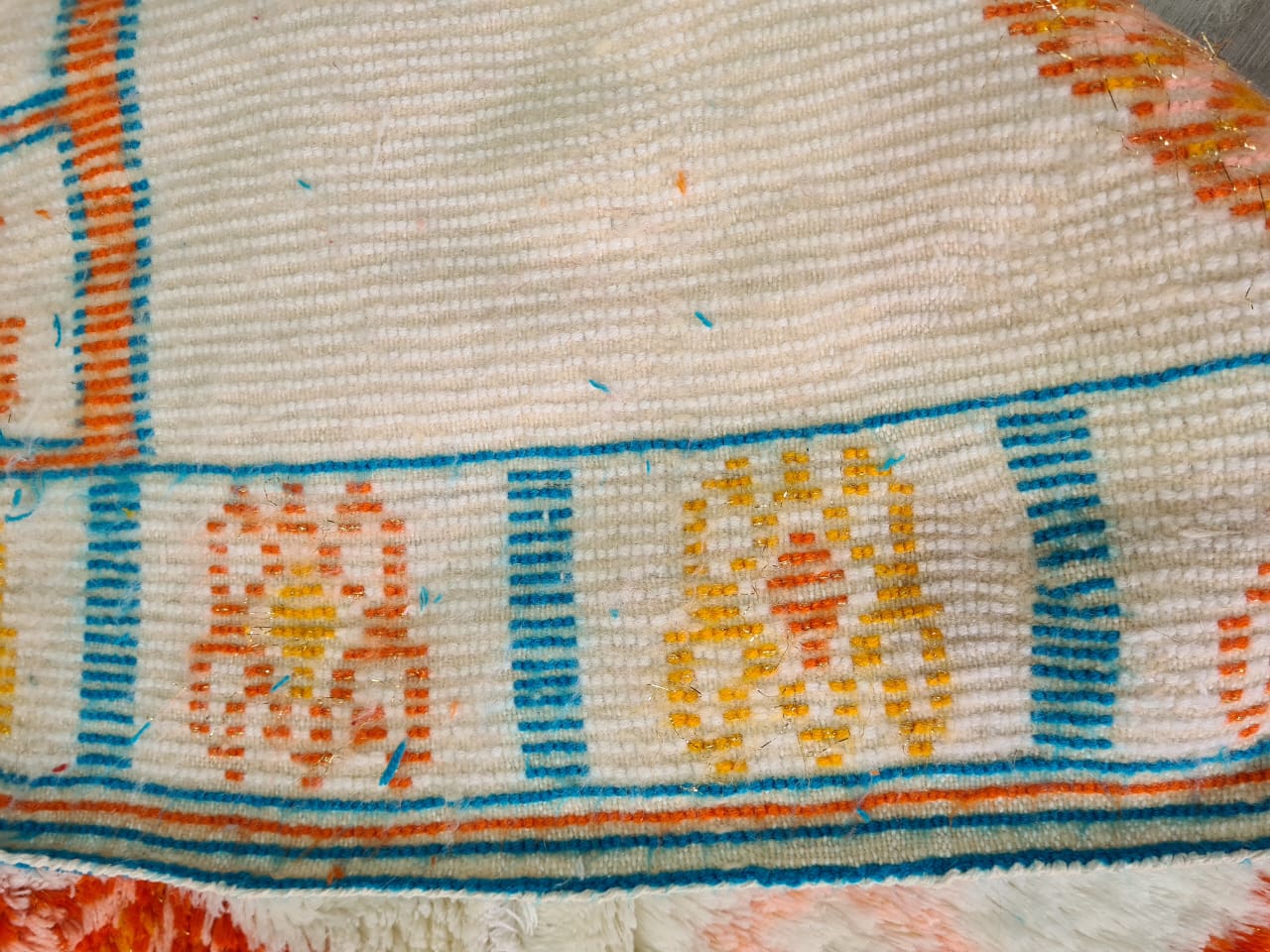 Guardians of the Zayanes – Vintage Ait Zayane Rug with Lions and Serpent Motif