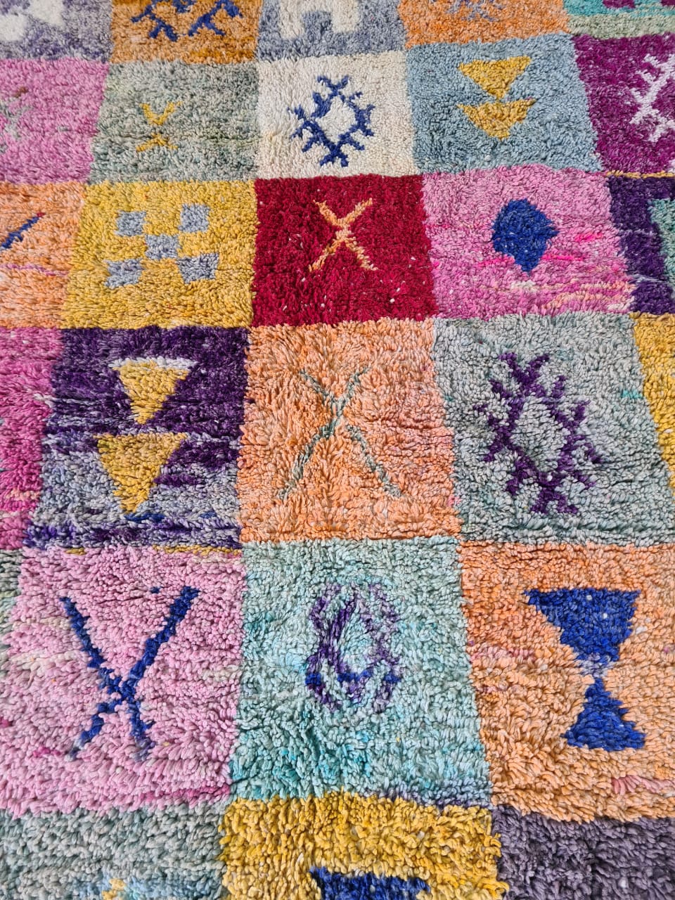 Glyph Garden – Boujaad Chromatic Talisman