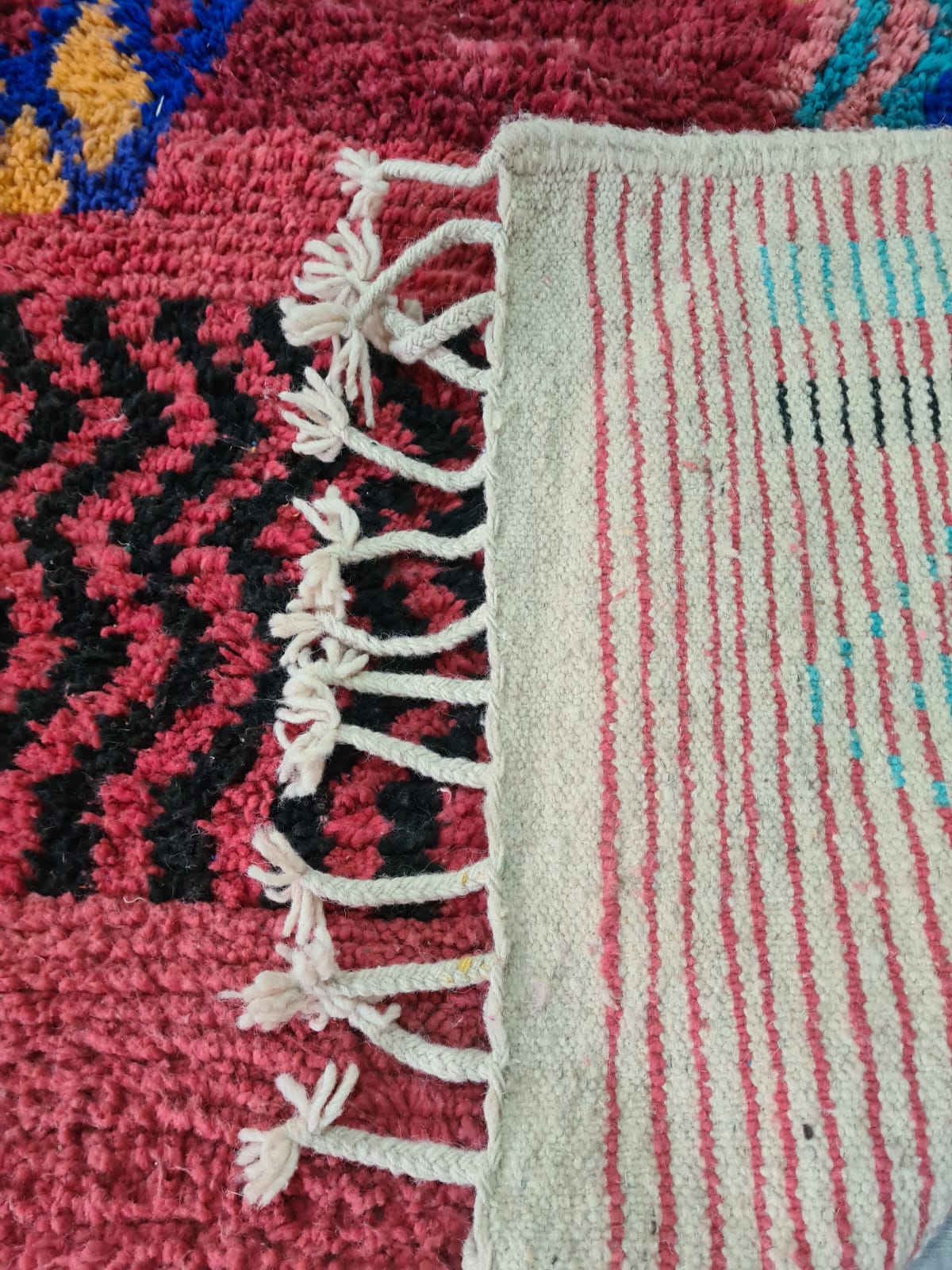 Tifawin – Amazigh Expression in Color and Form