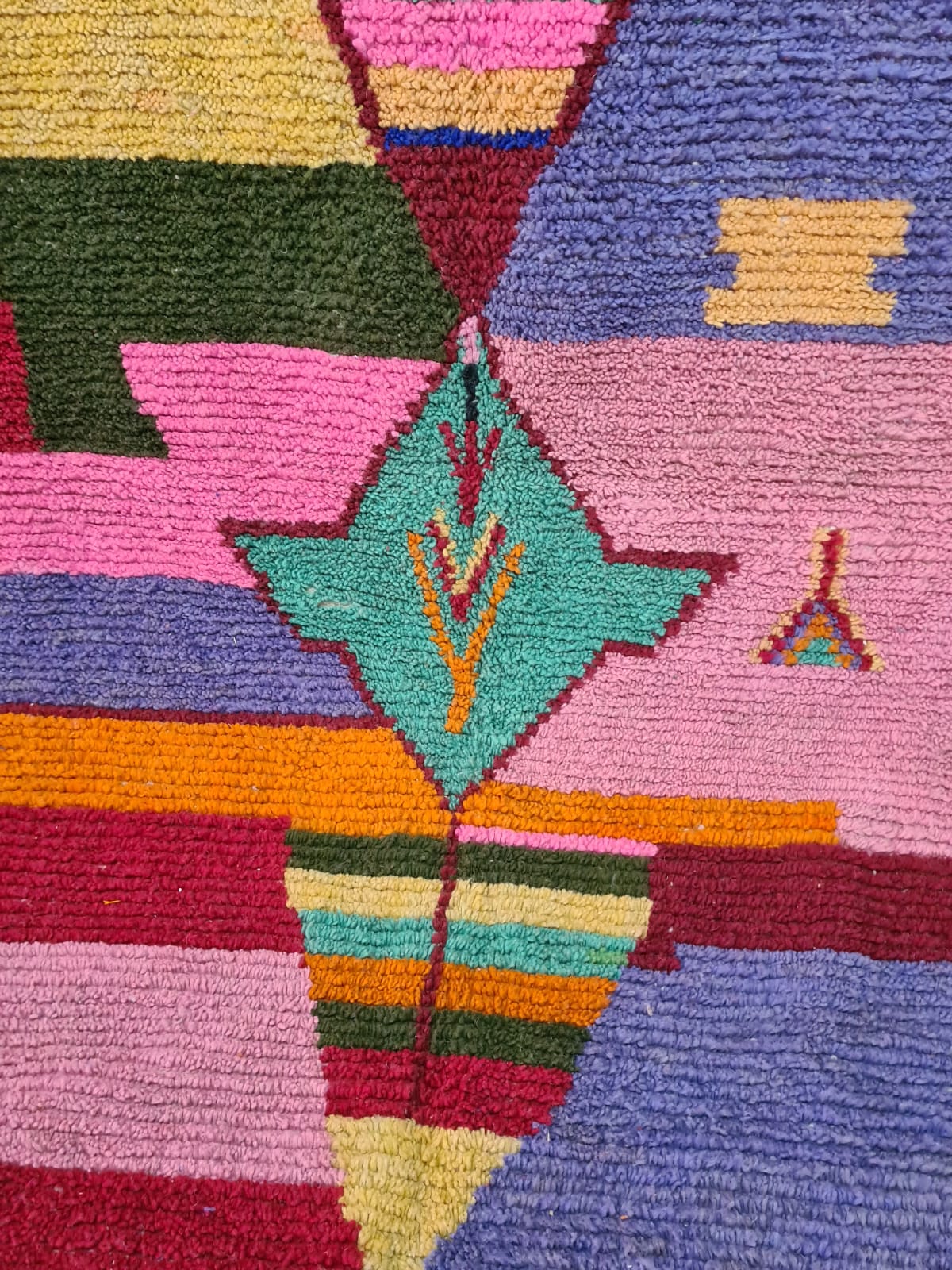 Festival Gradient – Boujaad Rug in Ceremonial Hues