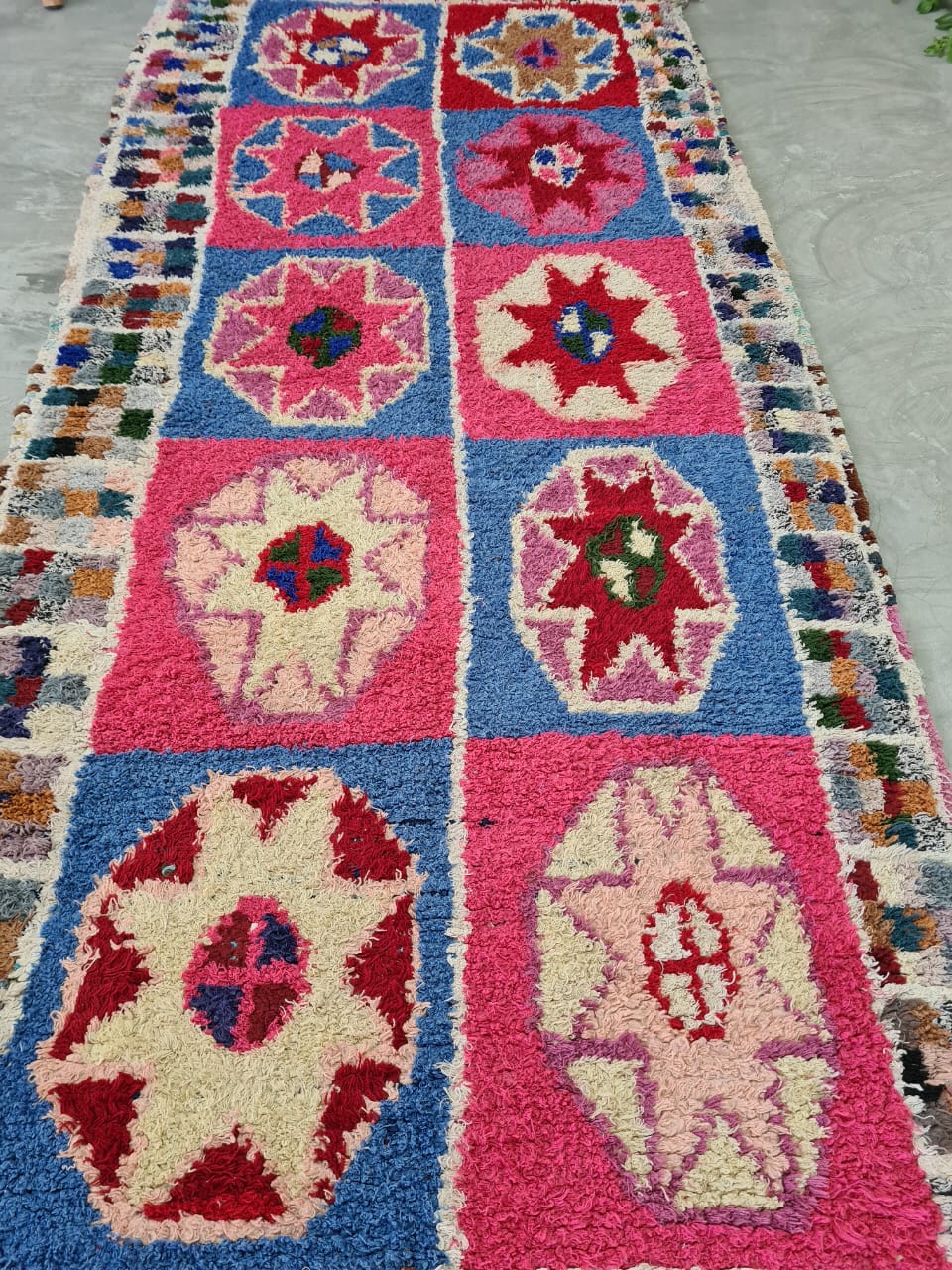 Crimson Frequency – Boucherouite Rug in Psychedelic Looming