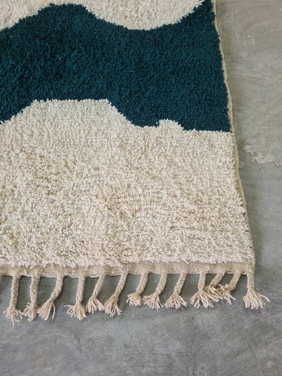 Sun Kissed Horizon – Aït Zyan Rug with Earth & Gold Geometry