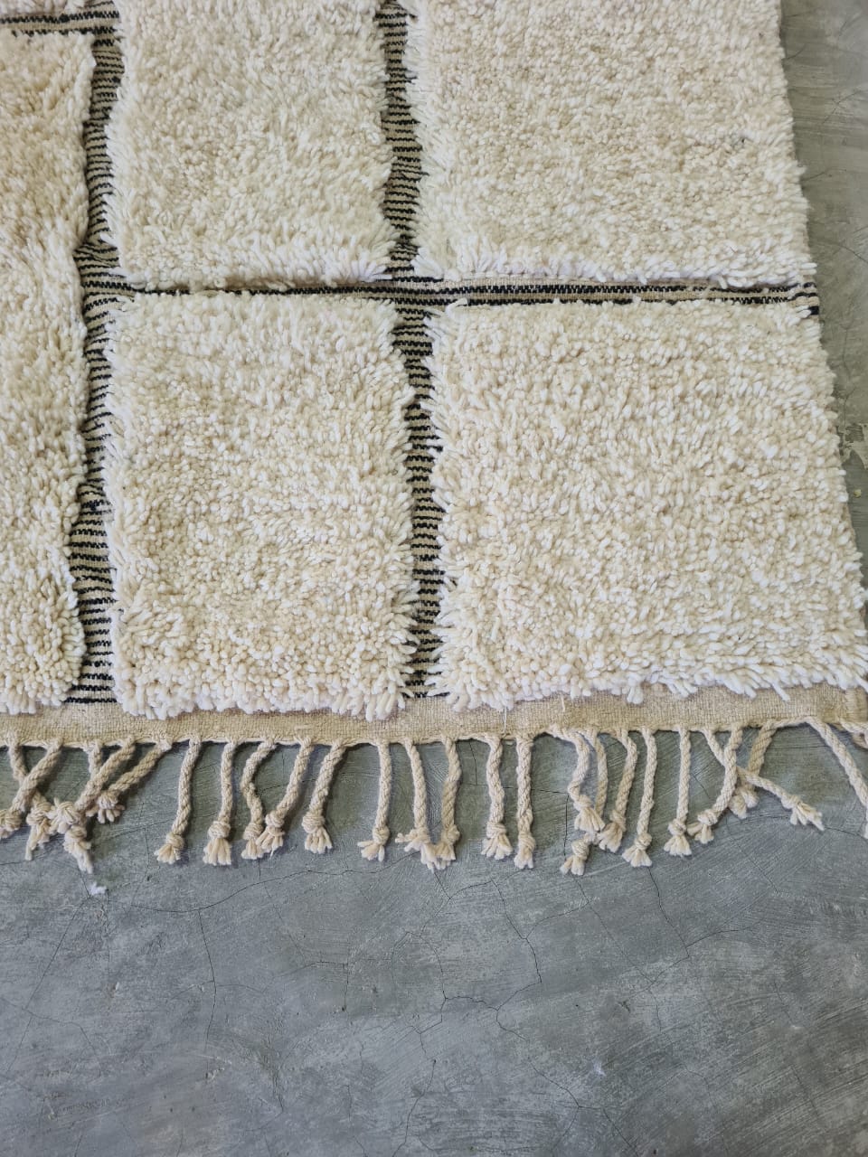 The Irrigated Field – Beni Ourain Rug of Ancestral Grids