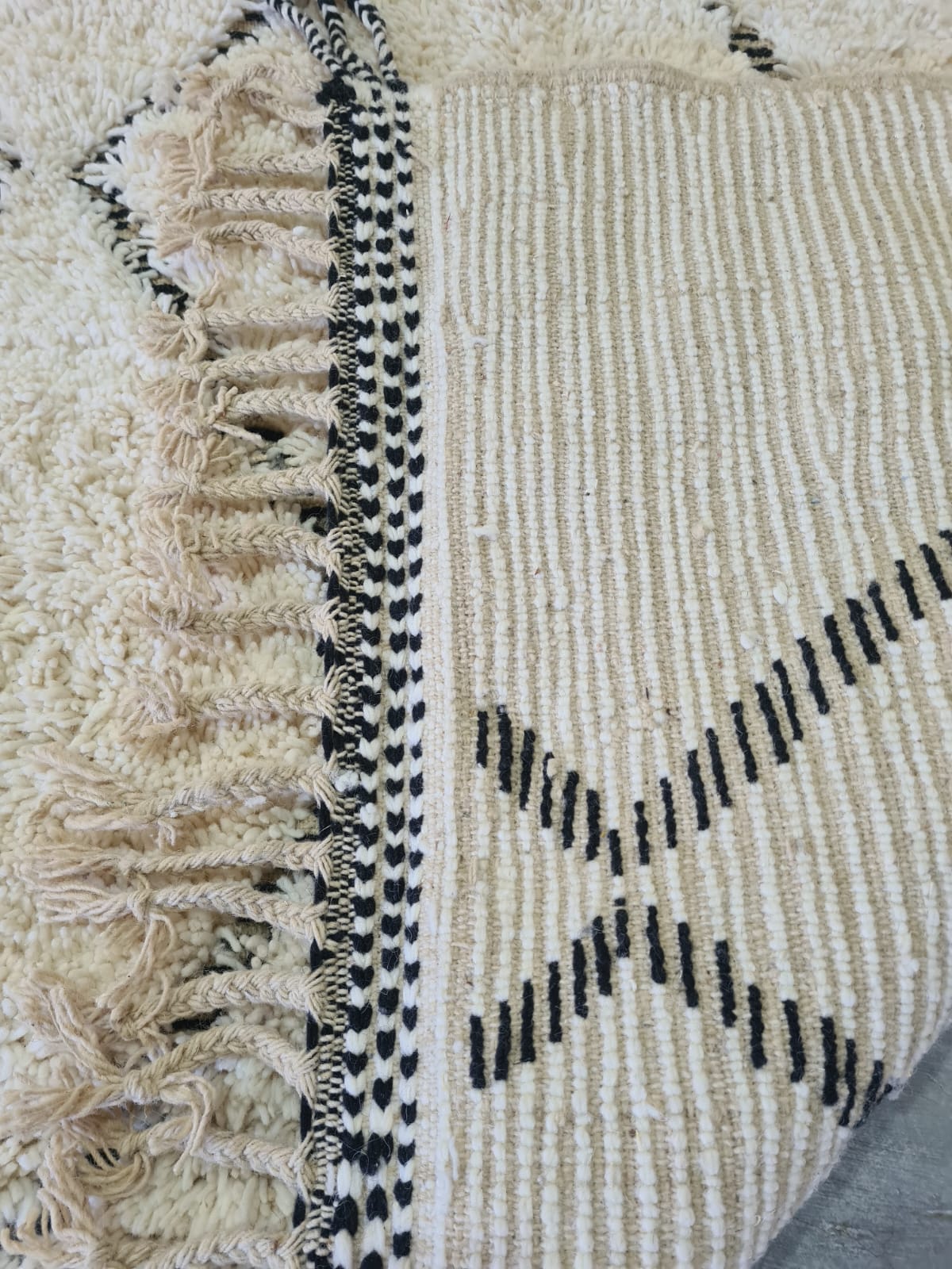 Ken Rzem – Poetic Geometry in Undyed Beni Ourain Wool