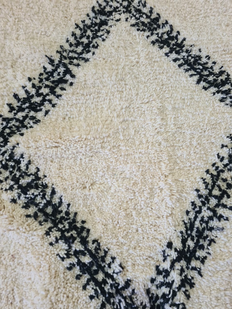 Marmoucha Nine-Diamond Lattice — Chalk & Inkwash