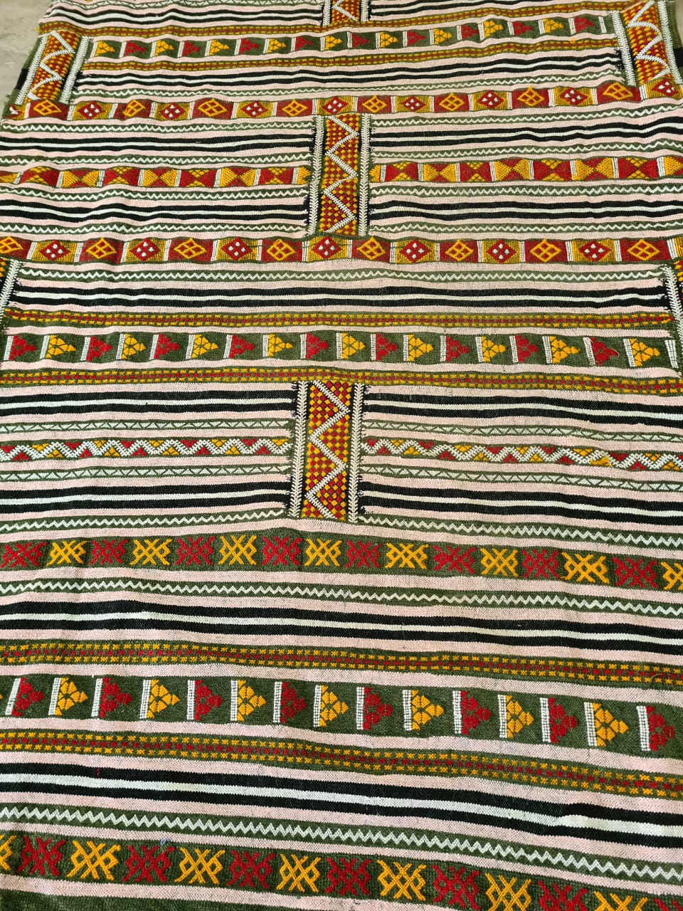 Verdant Verse – Zemmour Velvet Kilim in Emerald Weft