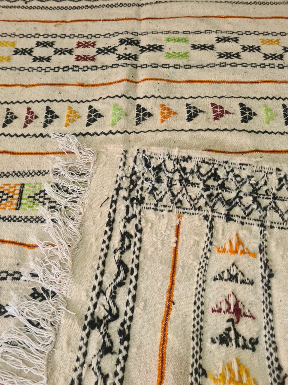Verdant Geometry – Zemmour Kilim of Spring Harmonies