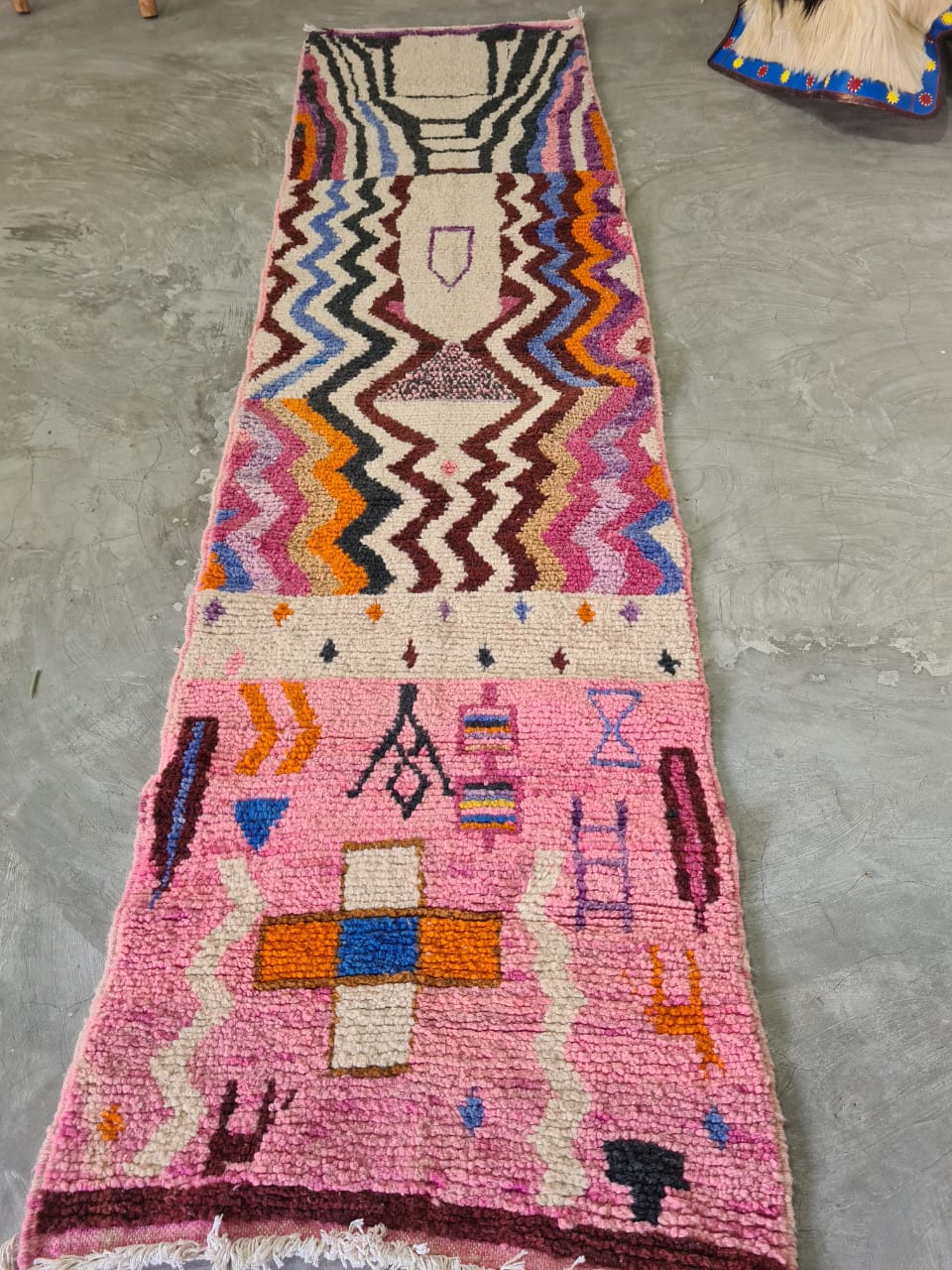 Azilal Runner – Hallway Ode to Femininity