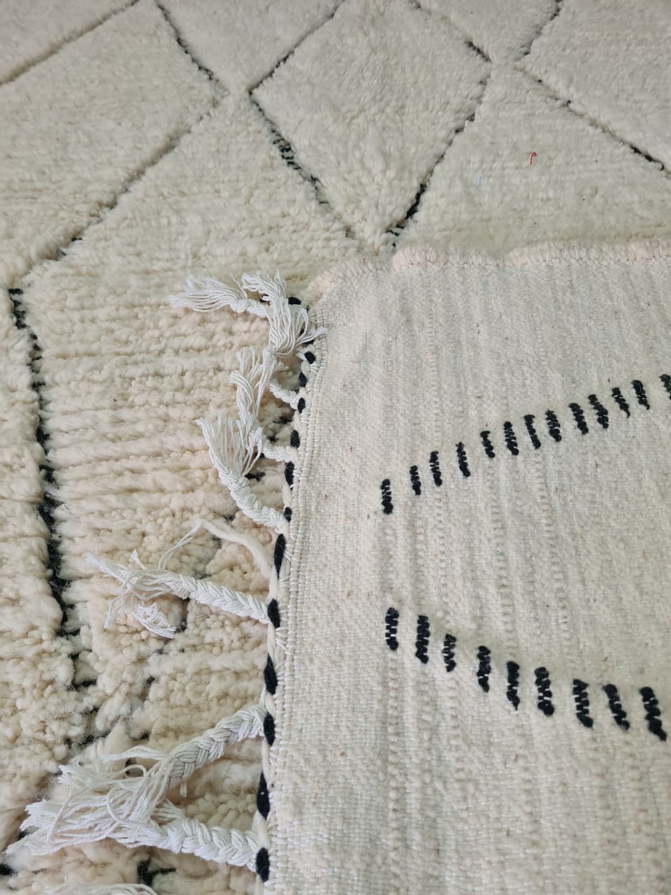 Rivers of Light – Beni Ourain Rug with Linear Glyph Flow