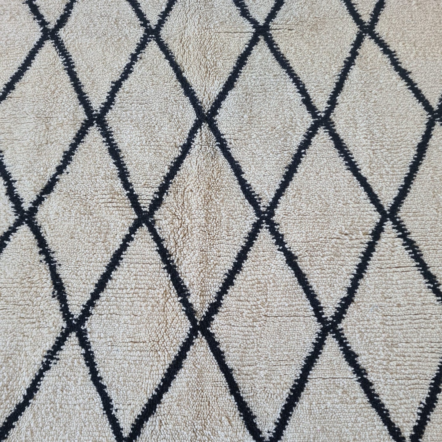 Ivory Lattice — Marmoucha Open Diamond Grid