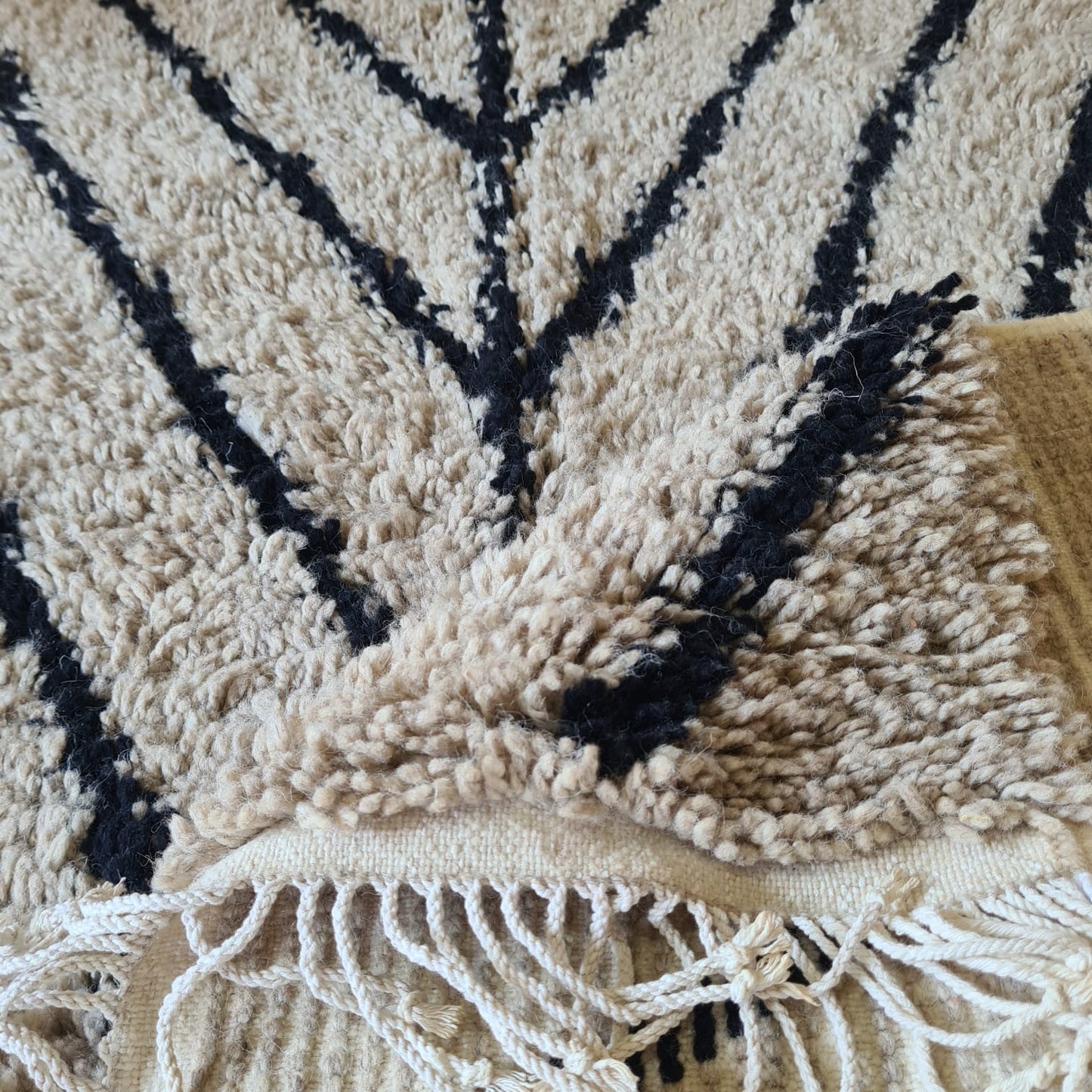 Ivory Axis — Beni Ourain Ribbed Branches