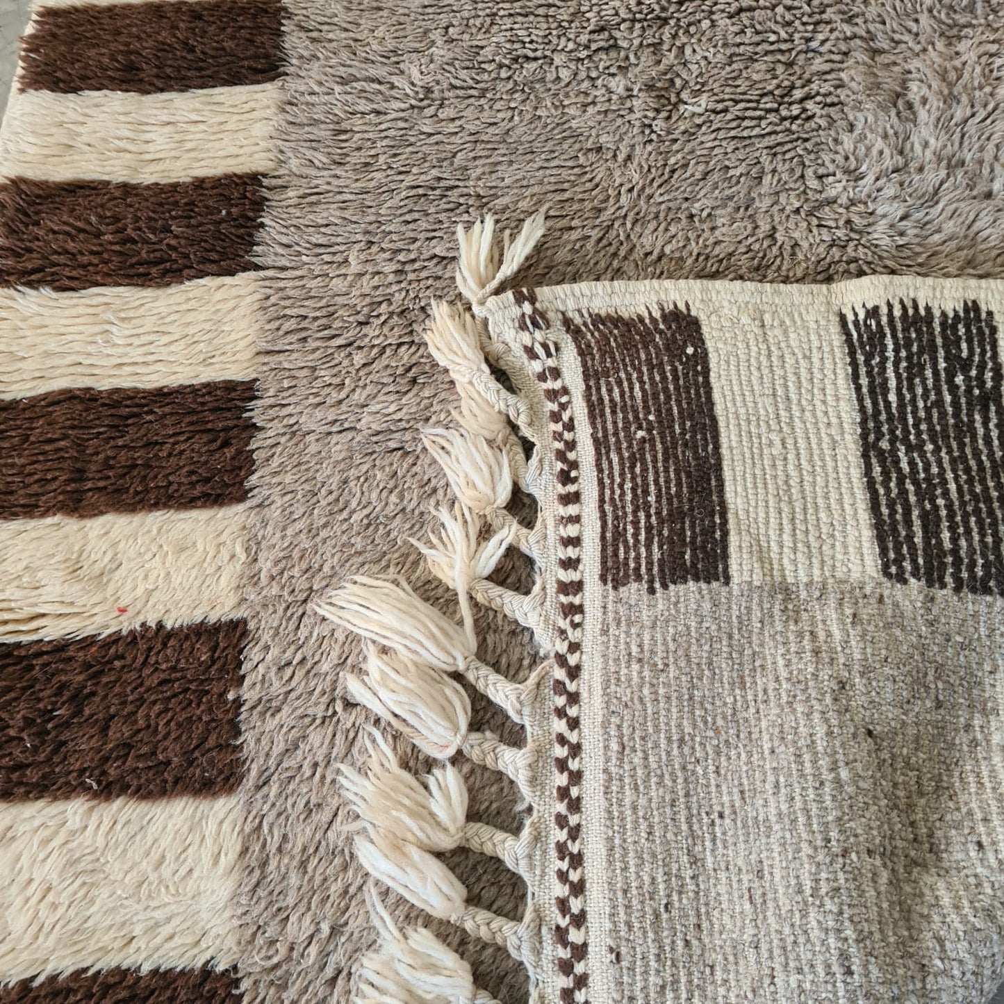 Beni Mrirt Striped Guard Runner — Umber & Ecru with Heathered Grey Field