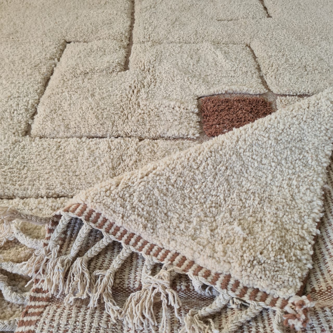 Signal Square — Beni Mrirt Relief Grid with Accent